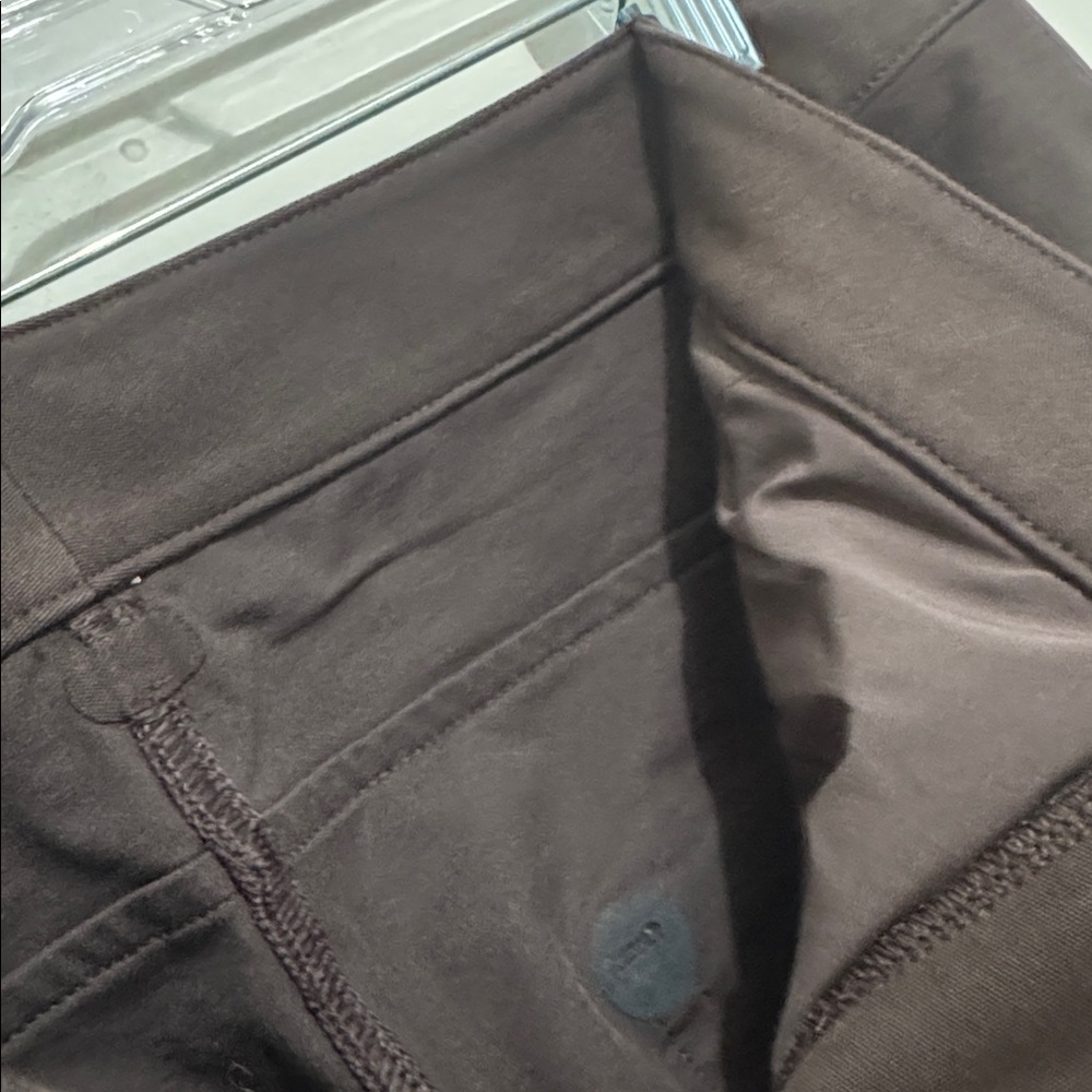 LULULEMON Like New Citysleek mid-rise barrel leg pants light utilitech espresso - Picture 6 of 10
